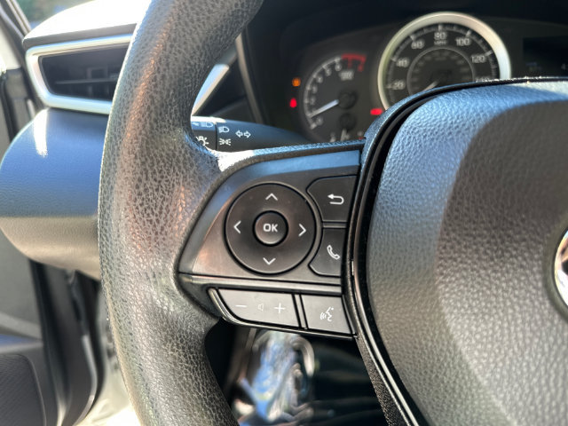 Used 2022 Toyota Corolla LE FWD image 27