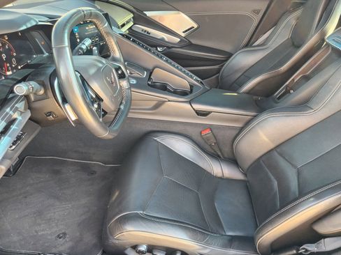 Used 2021 Chevrolet Corvette Stingray image 14