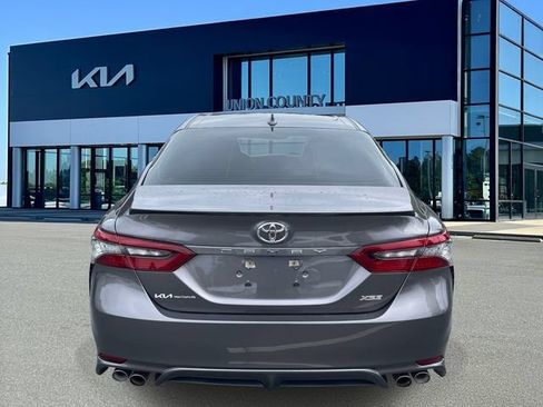 Used 2023 Toyota Camry XSE FWD image 5