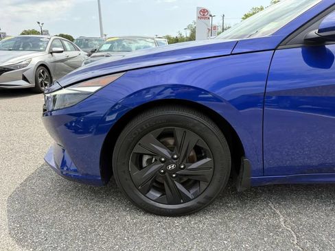 Used 2023 Hyundai Elantra SEL FWD image 6