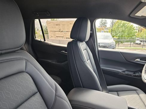 New 2027 Chevrolet Equinox LT w/ Convenience Package II AWD/4WD image 12