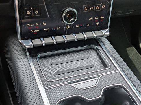 New 2026 GMC Sierra EV Elevation AWD/4WD image 18