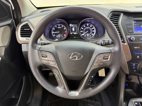Used 2017 Hyundai Santa Fe Sport w/ Cargo Package AWD/4WD image 21