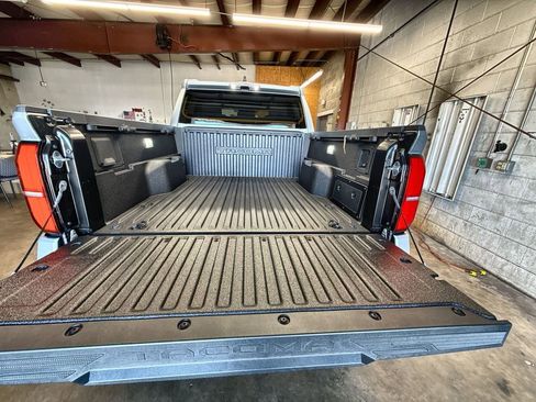 New 2025 Toyota Tacoma TRD Off-Road AWD/4WD image 19