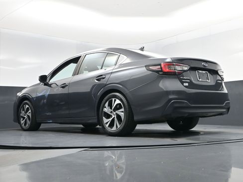 Used 2021 Subaru Legacy Premium image 12