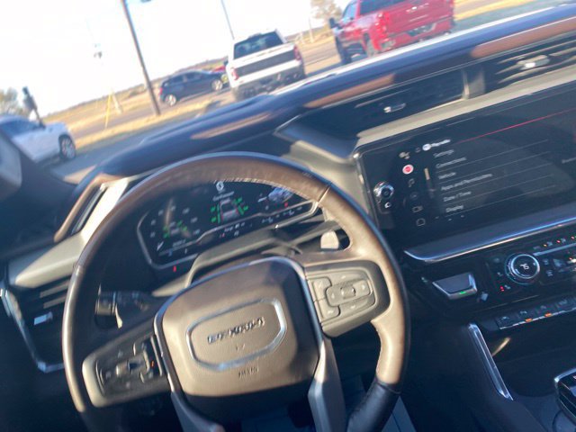 Used 2023 GMC Sierra 1500 Denali w/ Denali Reserve Package AWD/4WD image 16