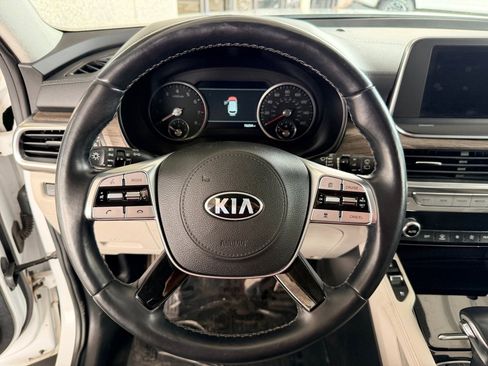Used 2020 Kia Telluride SX w/ SX Prestige Package image 10