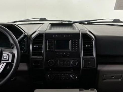 Used 2018 Ford F150 XLT RWD image 21