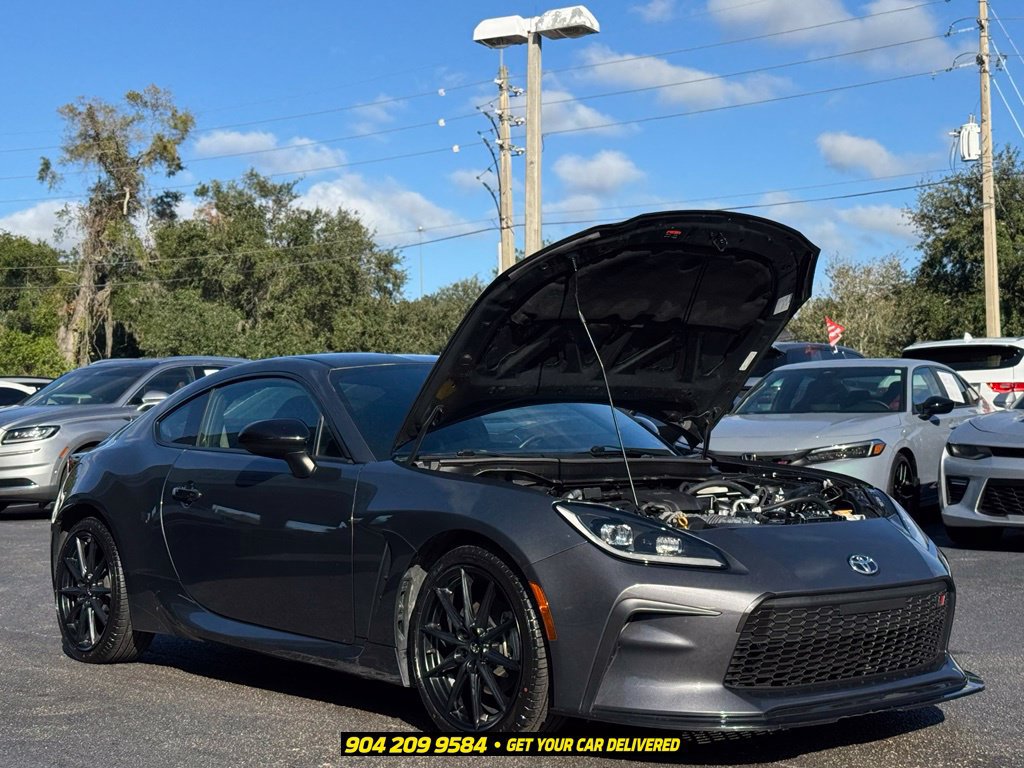 Used 2022 Toyota GR86 Premium w/ ALL Weather Mat Package (TMS) RWD image 34