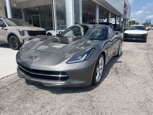 Used 2015 Chevrolet Corvette Stingray Coupe w/ Battery Protection Package image 5