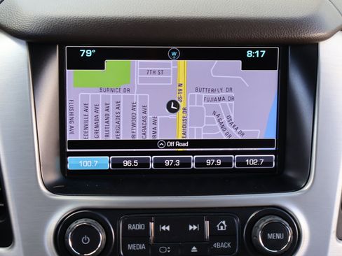 Used 2020 GMC Yukon SLT w/ Premium Edition image 3