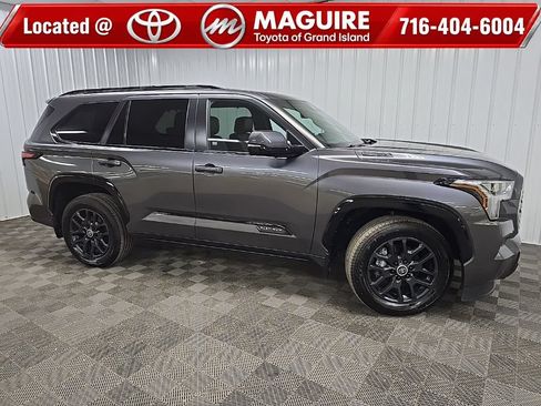 Used 2024 Toyota Sequoia Platinum AWD/4WD image 1