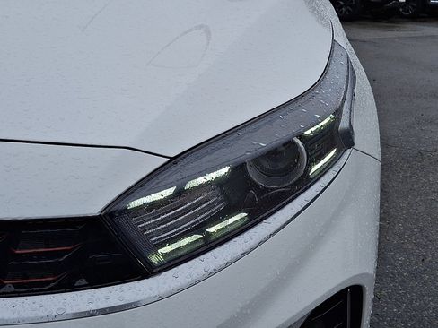 Used 2023 Kia Forte GT-Line w/ GT-Line Technology Package FWD image 9