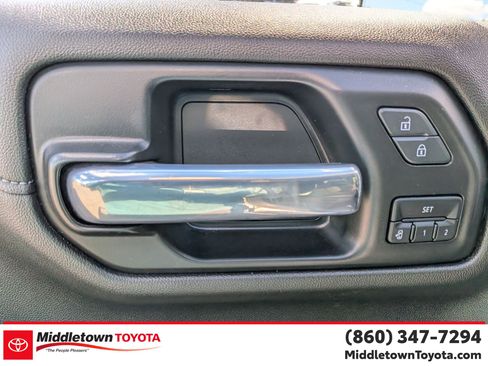 Used 2021 GMC Sierra 1500 Denali AWD/4WD image 11