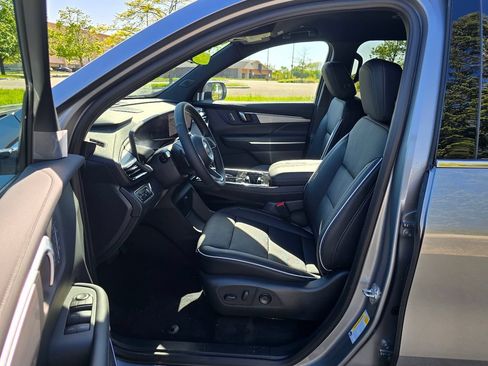 New 2026 Buick Enclave Preferred w/ Power Package AWD/4WD image 15