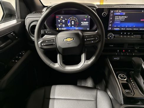 New 2026 Chevrolet Colorado W/T w/ WT Custom Package AWD/4WD image 17