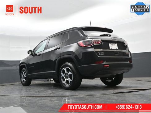 Used 2022 Jeep Compass Trailhawk w/ Trailhawk Convenience Group image 43