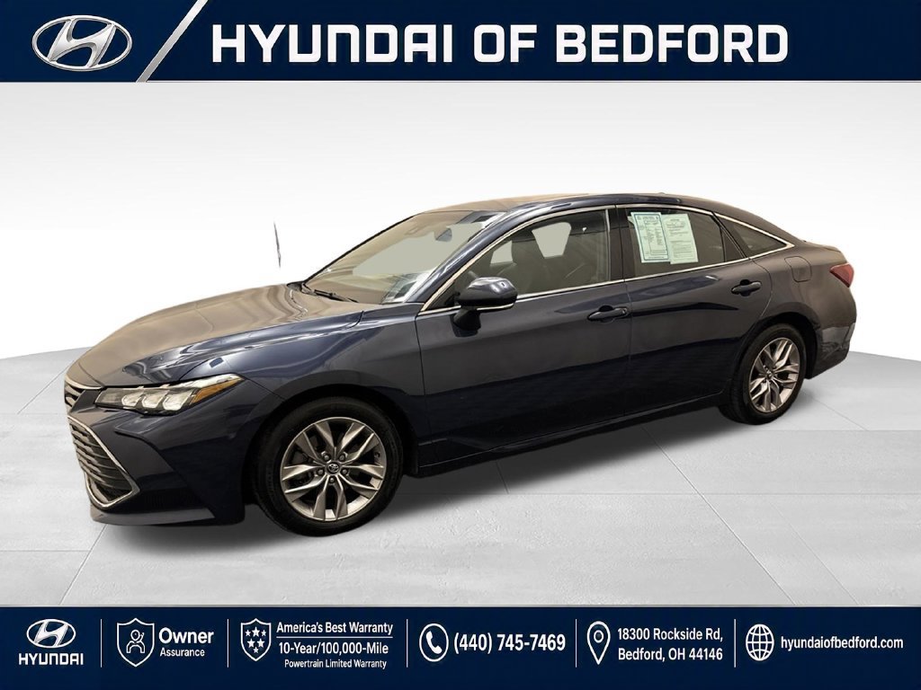 Used 2019 Toyota Avalon XLE w/ Moonroof Package FWD image 9