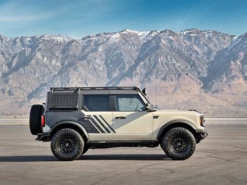 New 2025 Ford Bronco Badlands AWD/4WD image 4