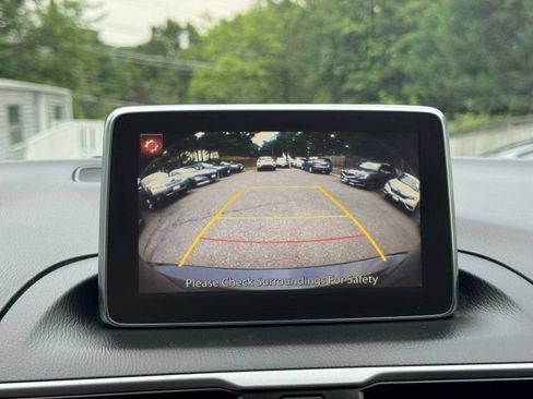 Used 2016 MAZDA MAZDA3 i Grand Touring FWD image 11
