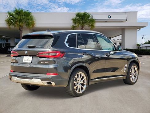 Certified 2023 BMW X5 sDrive40i image 4
