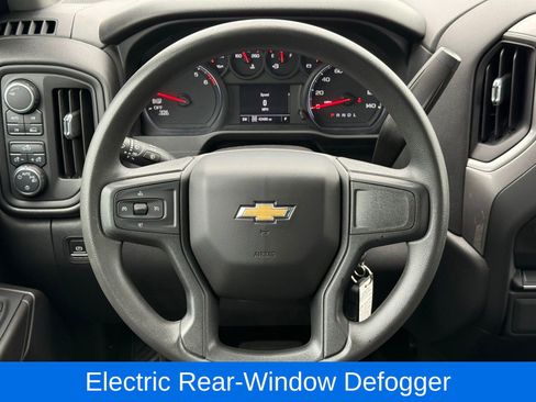 Used 2022 Chevrolet Silverado 1500 Custom AWD/4WD image 26