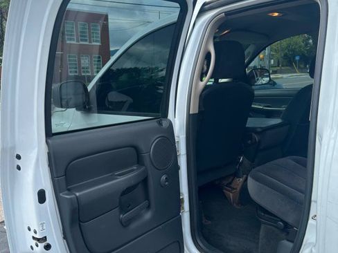Used 2005 Dodge Ram 1500 Truck SLT AWD/4WD image 14