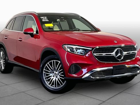 Used 2026 Mercedes-Benz GLC 300 4MATIC image 3
