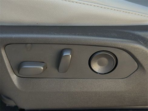 Certified 2023 Chevrolet Tahoe Z71 w/ Luxury Package image 25