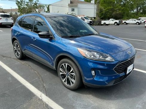 Used 2022 Ford Escape SEL w/ SEL Stealth AWD Package image 4