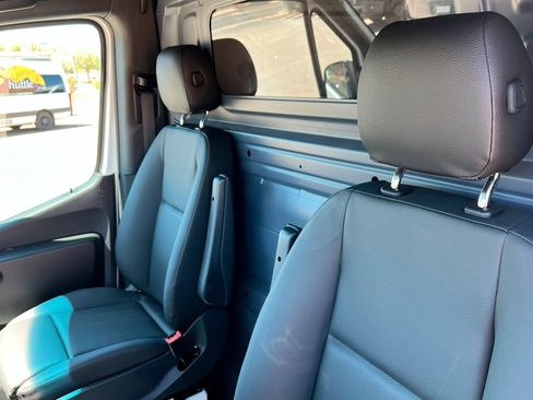 New 2025 Mercedes-Benz Sprinter 2500 image 15