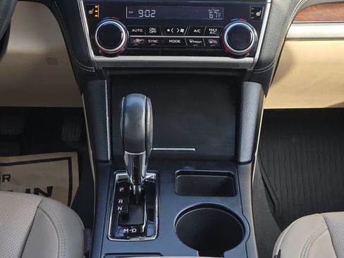 Used 2018 Subaru Outback 2.5i Limited image 20