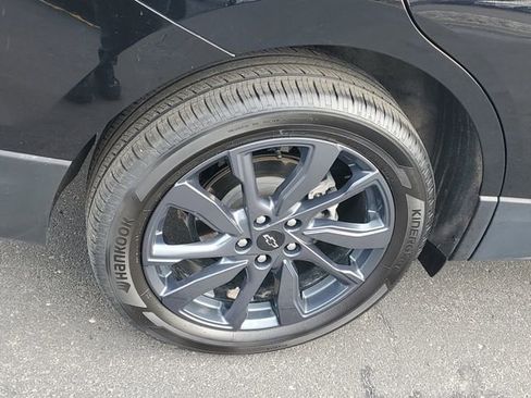 Certified 2024 Chevrolet Equinox RS image 5