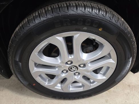 Used 2018 Toyota Yaris iA FWD image 13