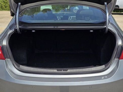 Used 2024 Chevrolet Malibu LT FWD image 9