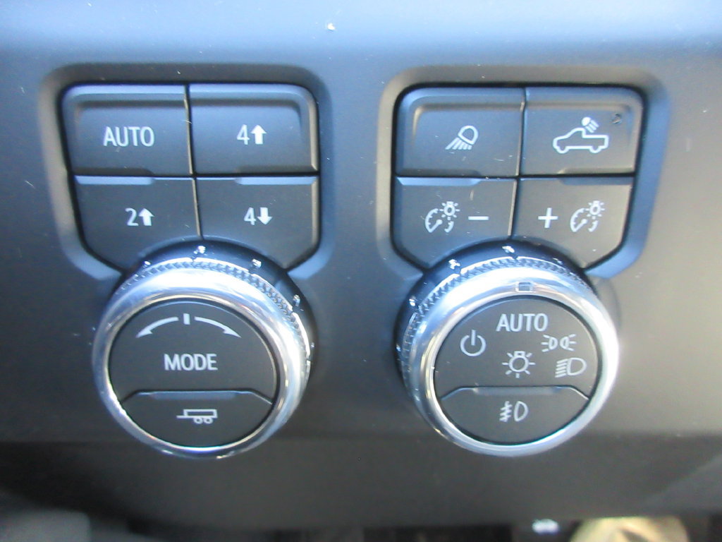 New 2026 GMC Sierra 1500 AT4 w/ AT4 Premium Package AWD/4WD image 17