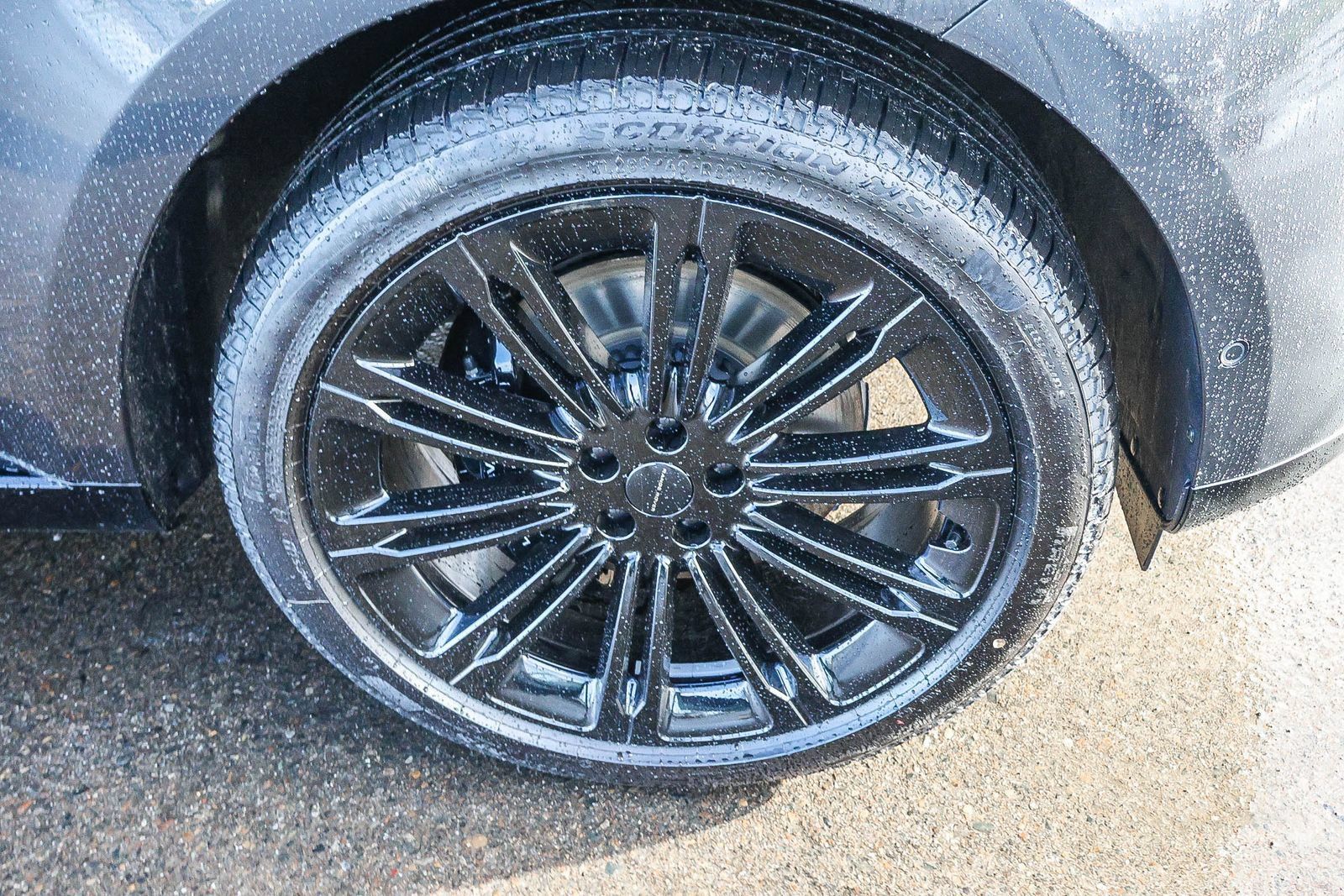 New 2026 Land Rover Range Rover SE AWD/4WD image 14
