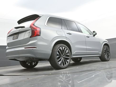 New 2026 Volvo XC90 B6 Ultra image 29