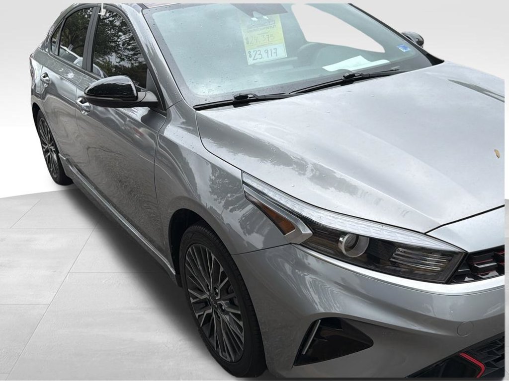 Used 2023 Kia Forte GT-Line FWD image 4