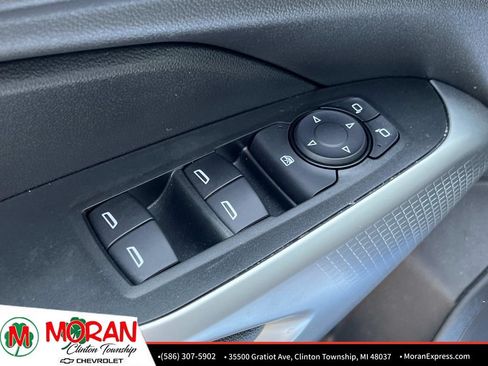 Certified 2024 Chevrolet Trax RS w/ Sunroof Package FWD image 17