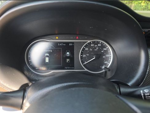 Used 2020 Nissan Kicks SV image 24