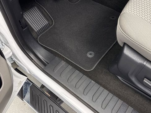 Used 2019 Ford F150 XLT w/ Equipment Group 302A Luxury image 10