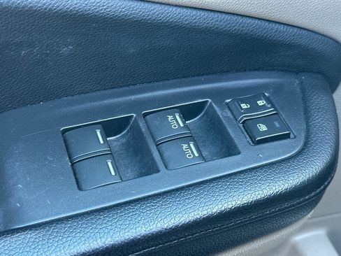 Used 2017 Honda Pilot EX-L image 13