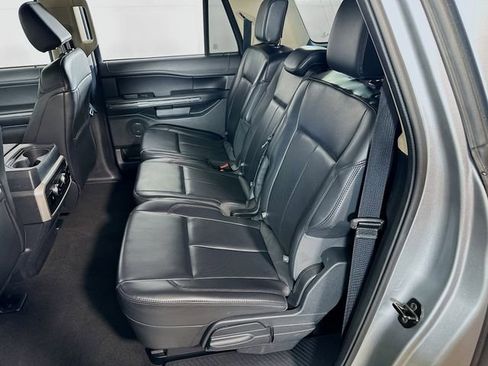 Certified 2024 Ford Expedition Max XLT image 20