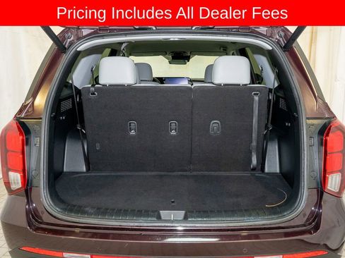 Used 2024 Hyundai Palisade SEL FWD image 5