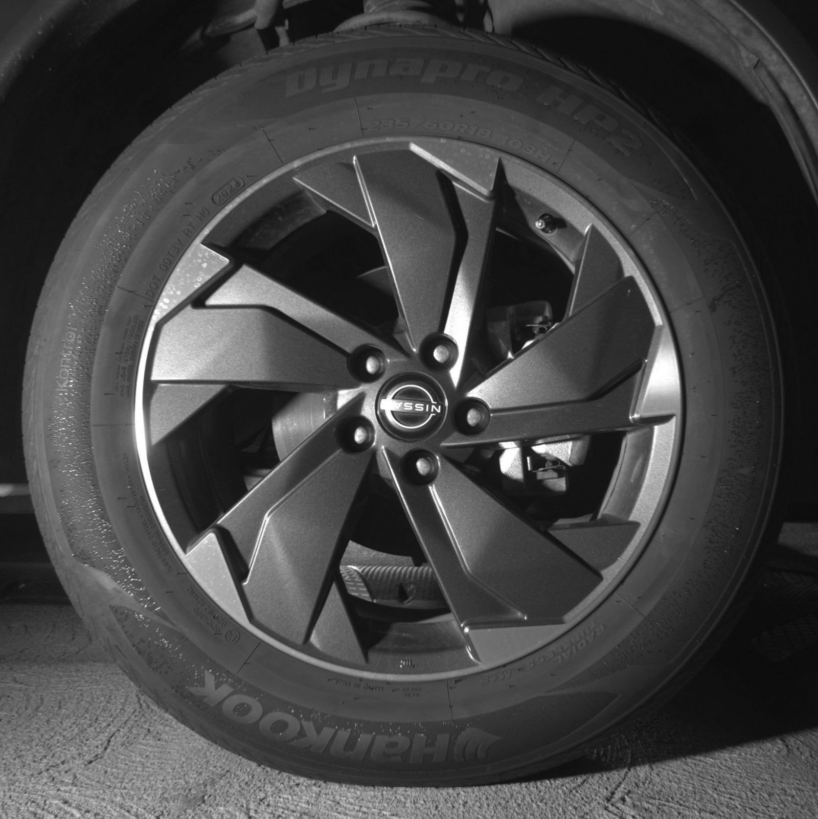 Used 2025 Nissan Rogue SV AWD/4WD image 15