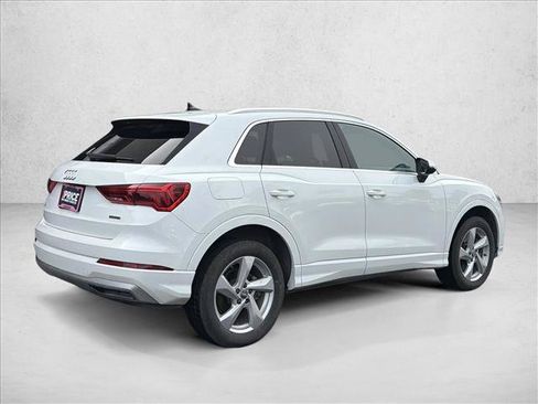 Used 2019 Audi Q3 2.0T Premium AWD/4WD image 5