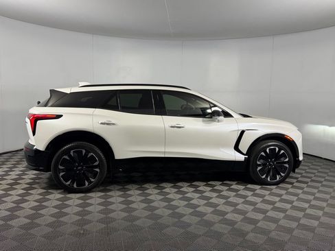 Used 2024 Chevrolet Blazer EV RS AWD/4WD image 3