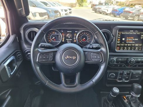 Used 2022 Jeep Wrangler Unlimited Sport AWD/4WD image 17