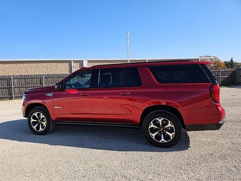 New 2026 GMC Yukon XL AT4 w/ AT4 Premium Plus Package image 2